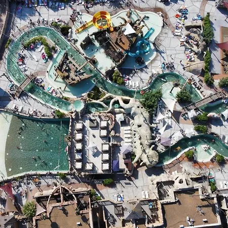 Pirates World 5* Agde