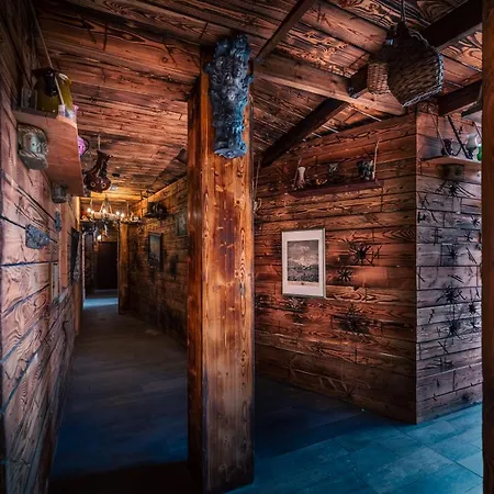 فندق Pirates World 5*