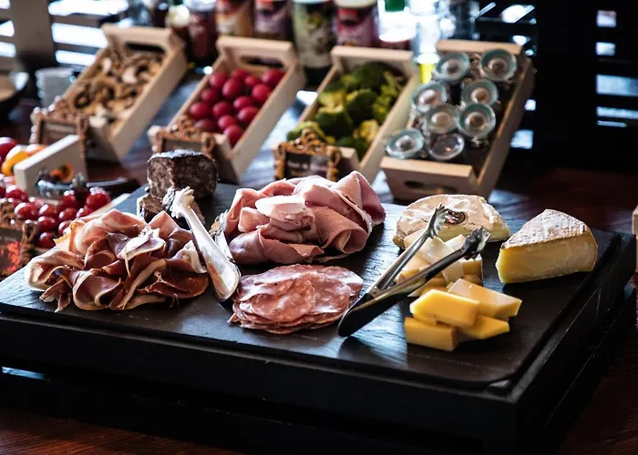 Отель Pirates World