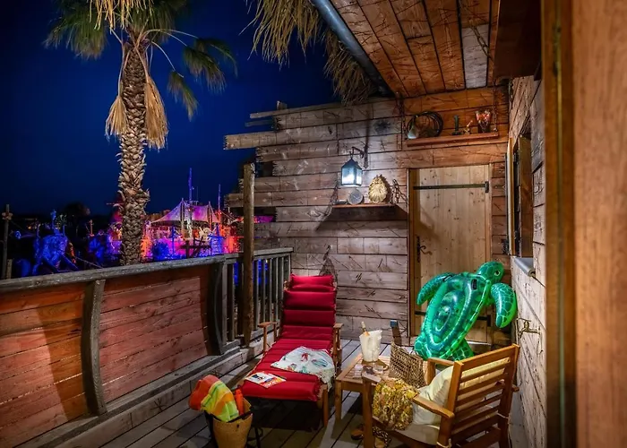 Pirates World Отель 5*