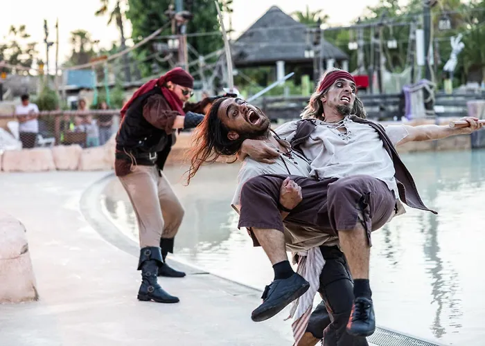 Pirates World Отель Агд